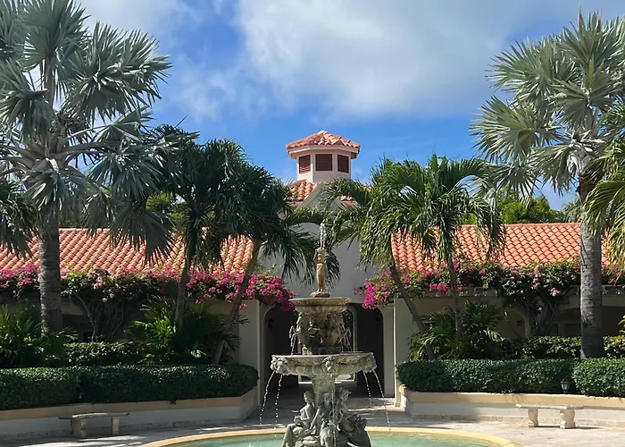 Extra Spacious Oceanview Condo 5 Min From Pristine Beach
