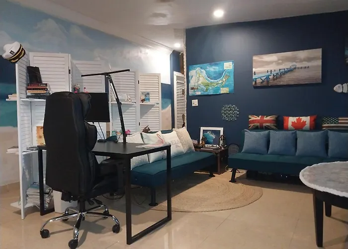 Apartment Near Grace Bay Beach
